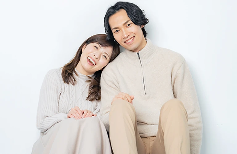 素敵な出会いが待っています。
20代の皆様に贈る、理想の結婚相談所